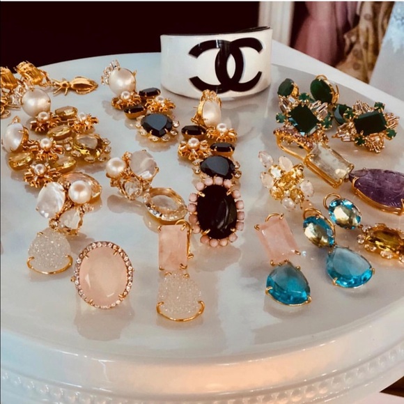 Meet your Posher, Hannah - Picture 1 of 2